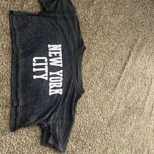 I am selling this Aeropostale crop boyfriend tee